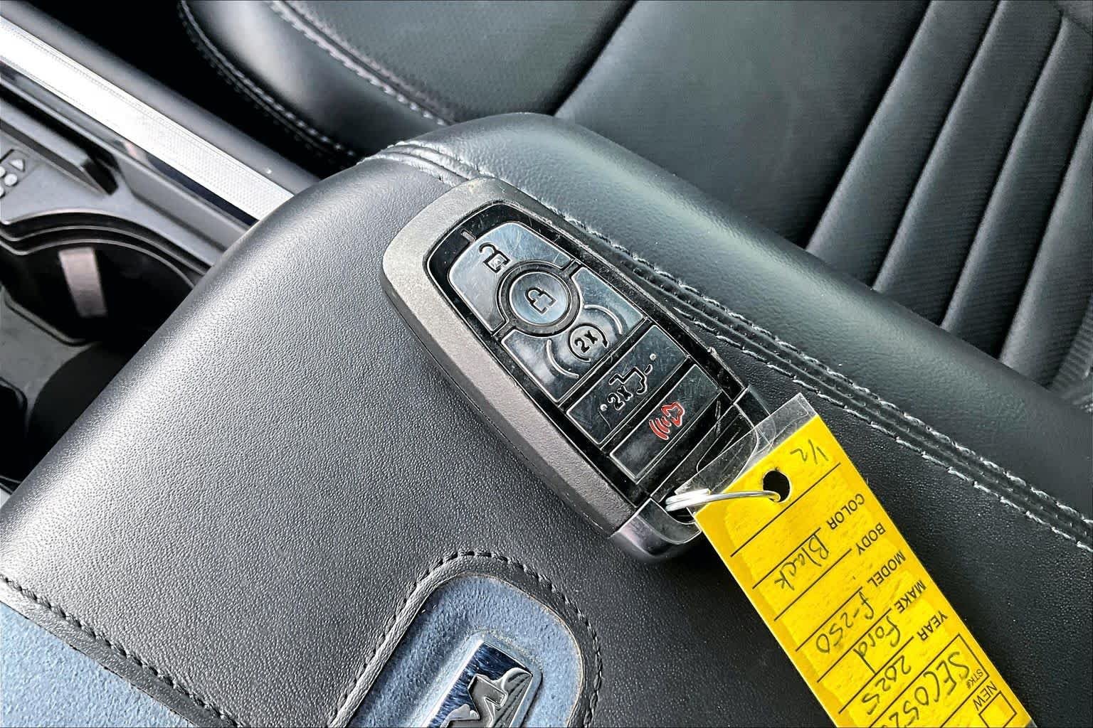 Used 2025 Agate Black Metallic Ford Platinum image 11