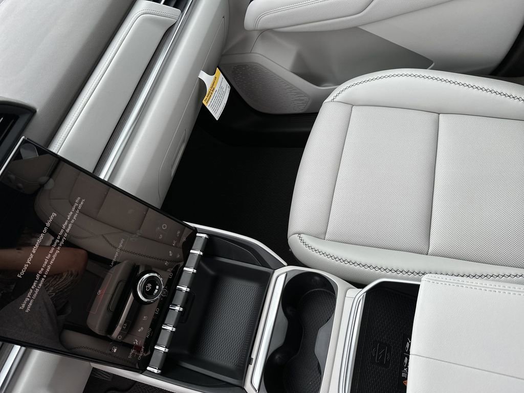 2026 GMC Terrain Denali - Photo 24
