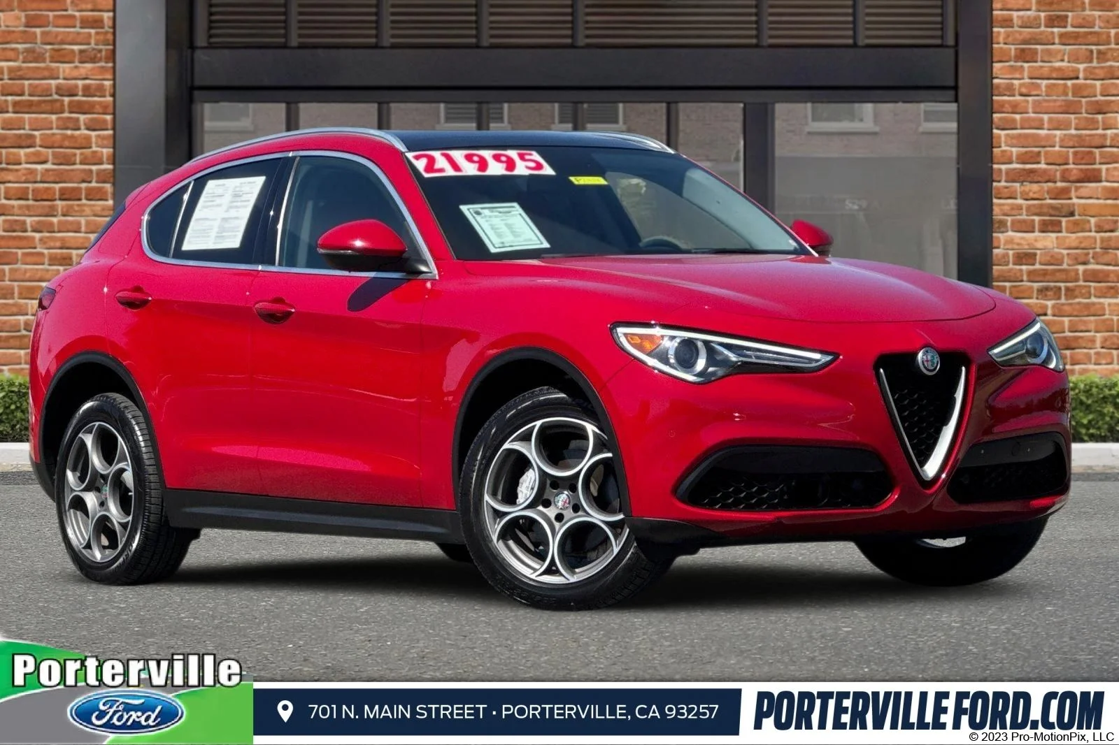 2019 Alfa Romeo Stelvio Ti AWD's photo