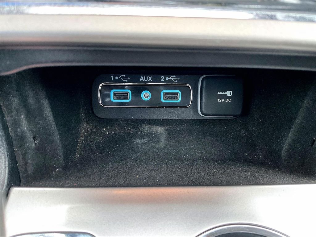 Used 2020 Bright White Clearcoat Jeep Limited image 27