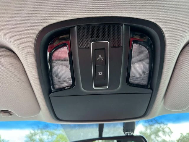 Used 2018 Purple Kia LX image 42