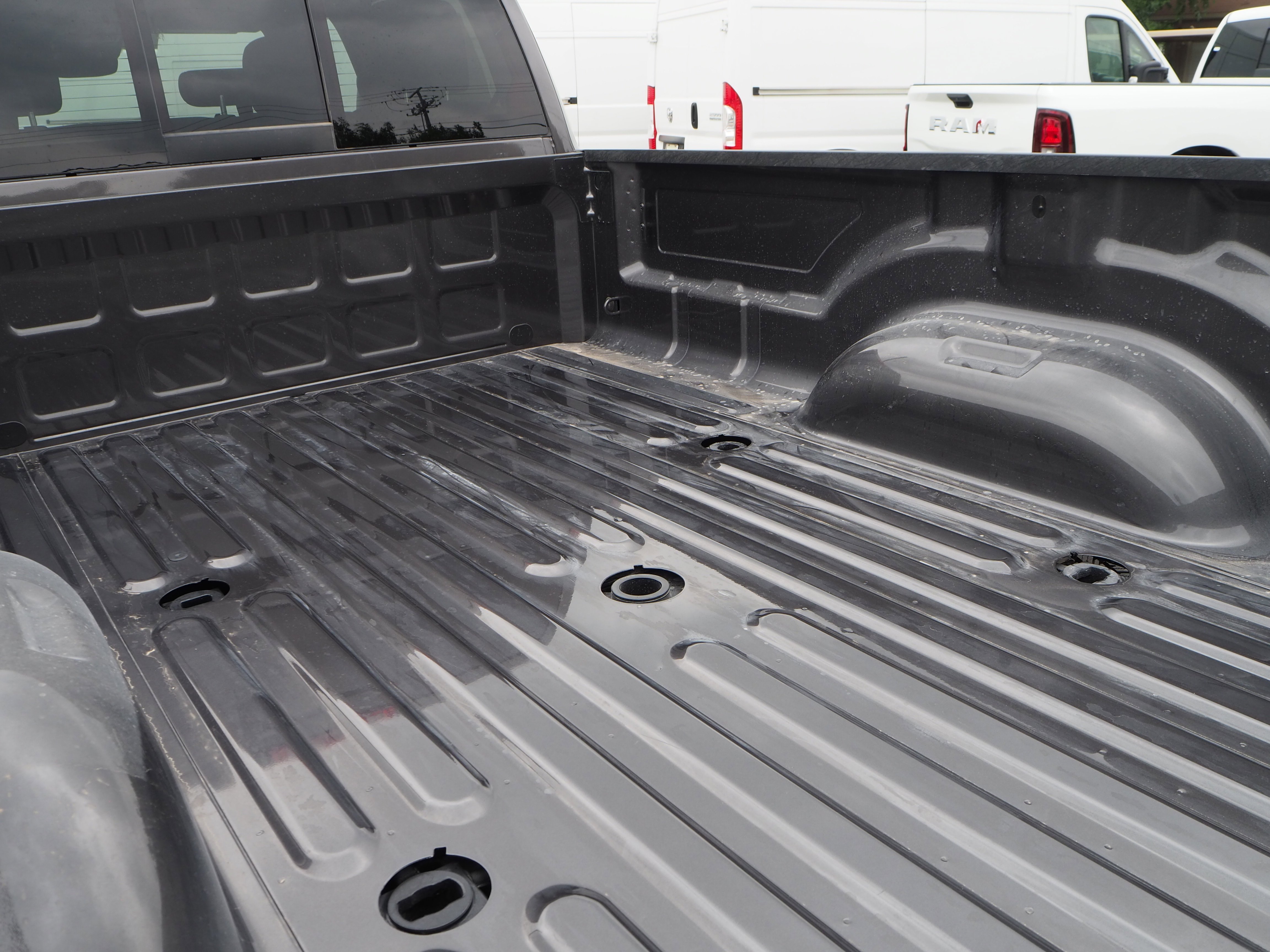 2025 Ram 3500 Tradesman photo 2