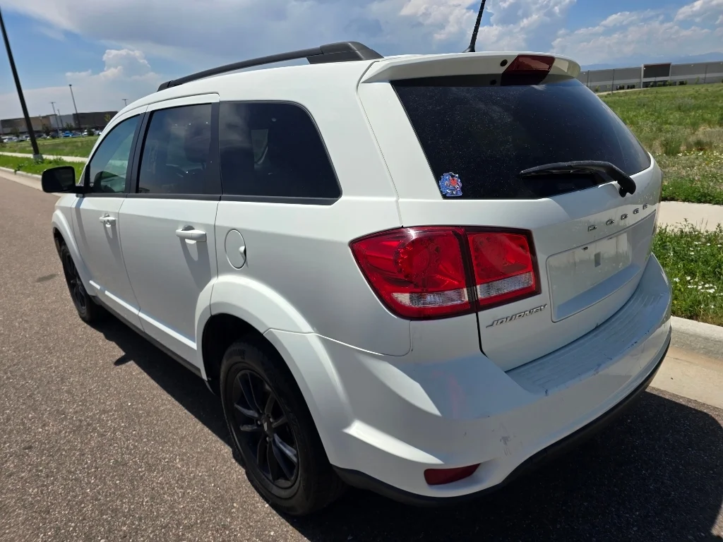 Used 2019 Vice White Dodge SE image 3