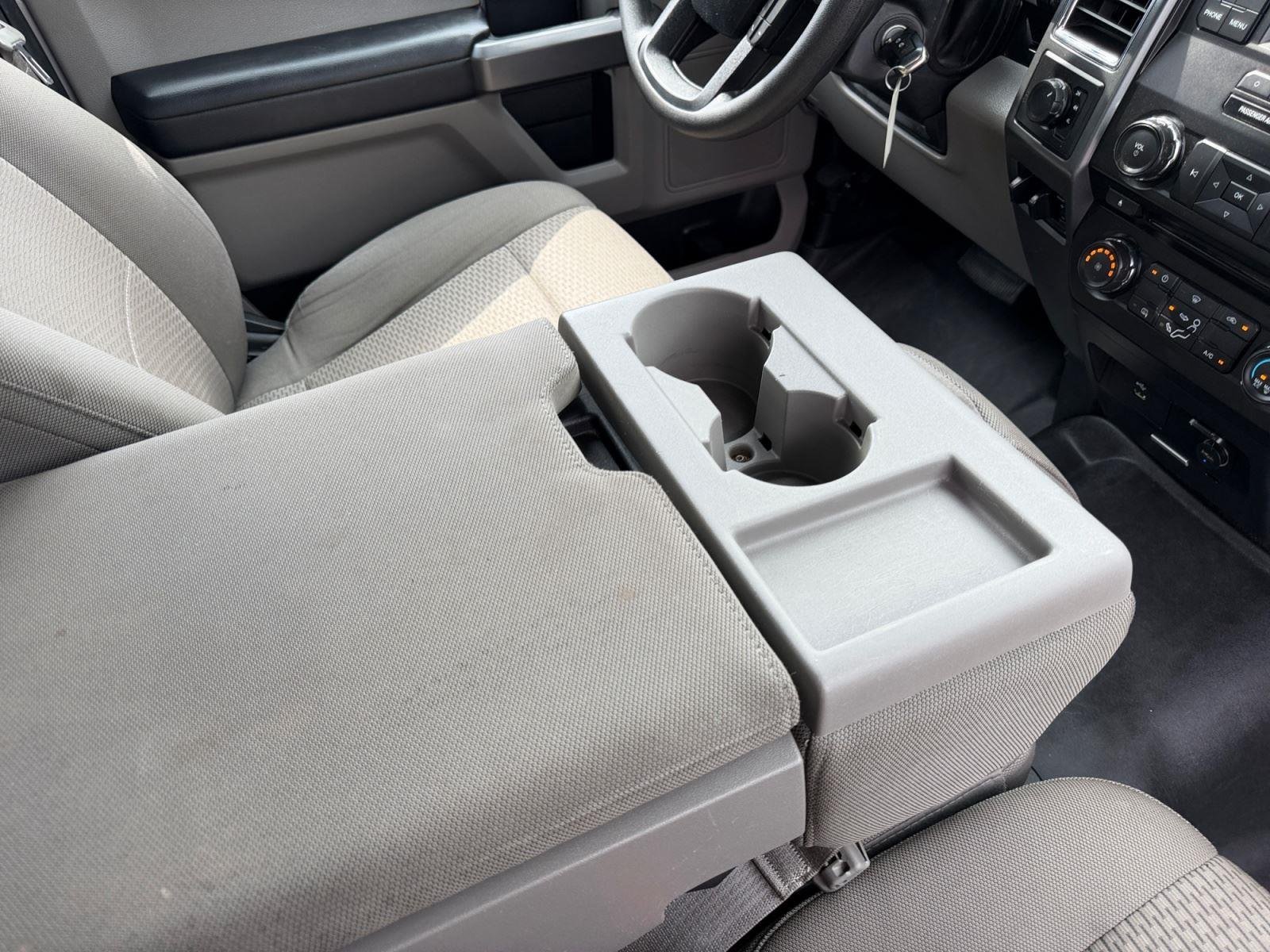 2018 Ford F-350 Super Duty XLT - Photo 47