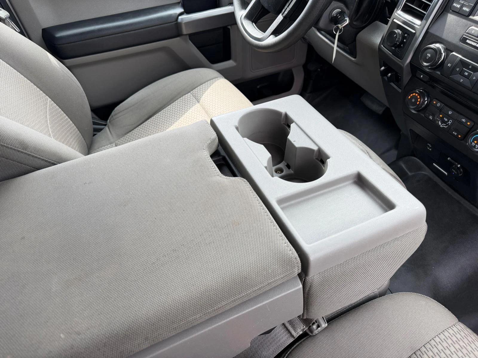 2018 Ford F-350 Super Duty XLT - Photo 47