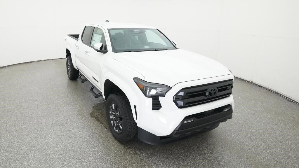 2025 Toyota Tacoma SR5 - Photo 20
