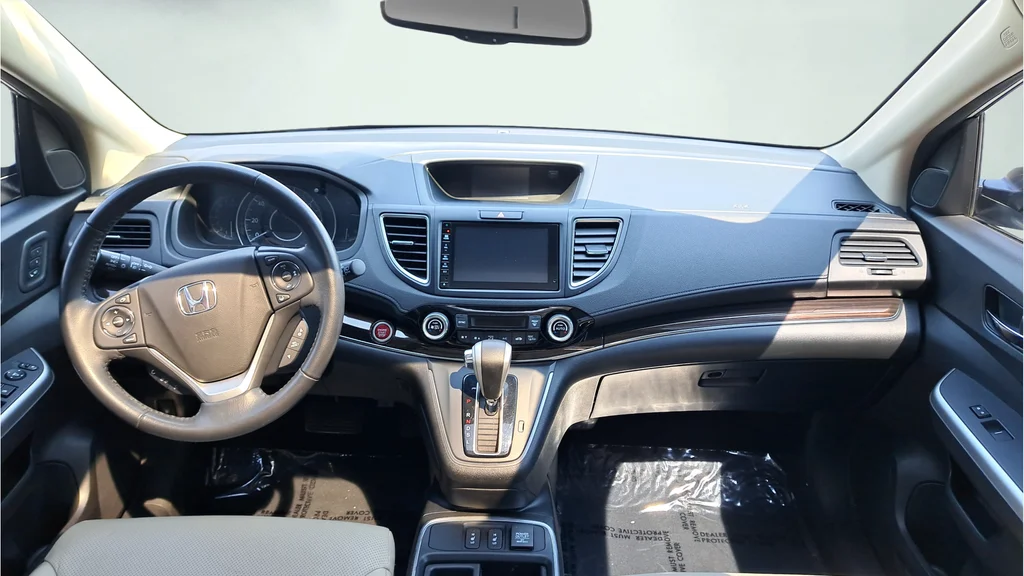 Used 2015  Honda Touring image 17