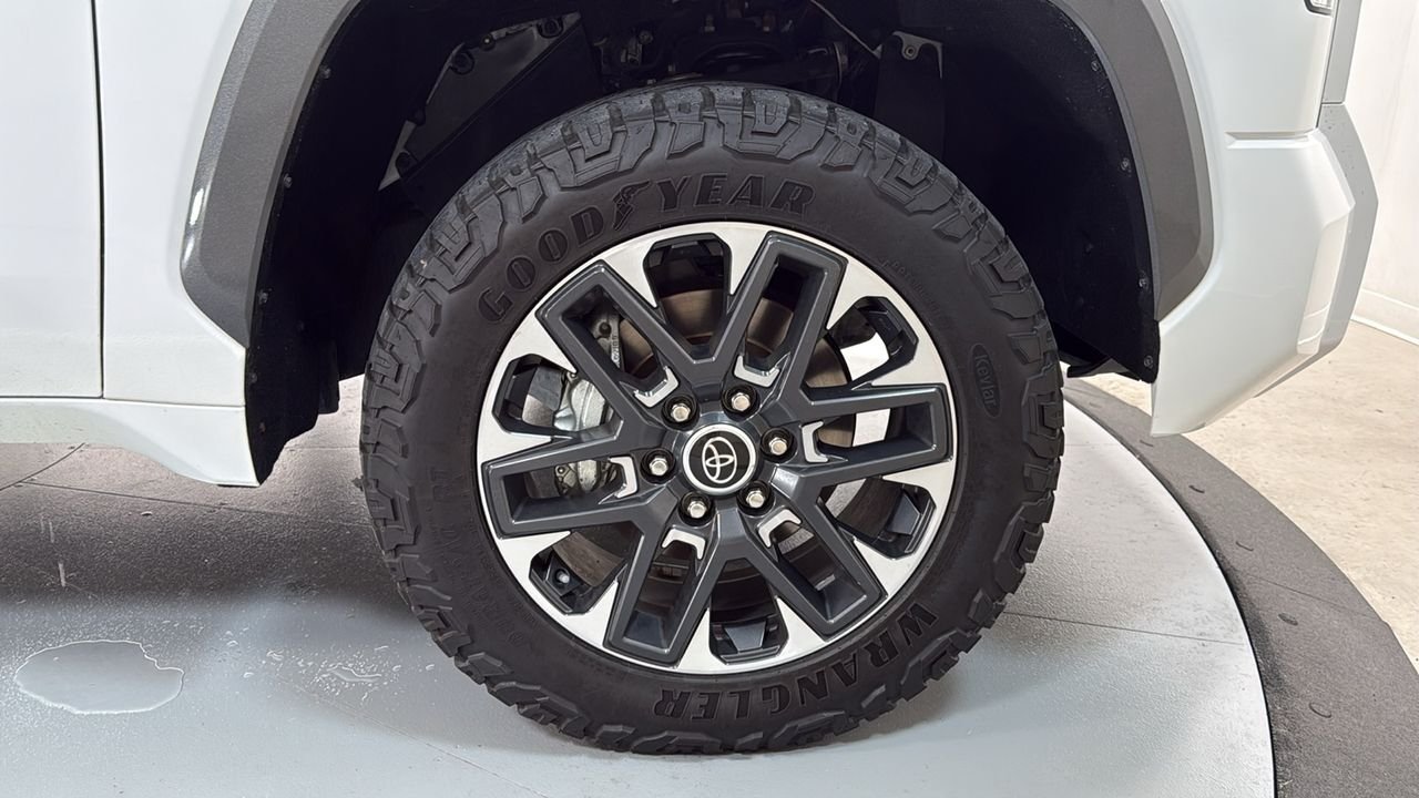 2023 Toyota Tundra Limited - Photo 21
