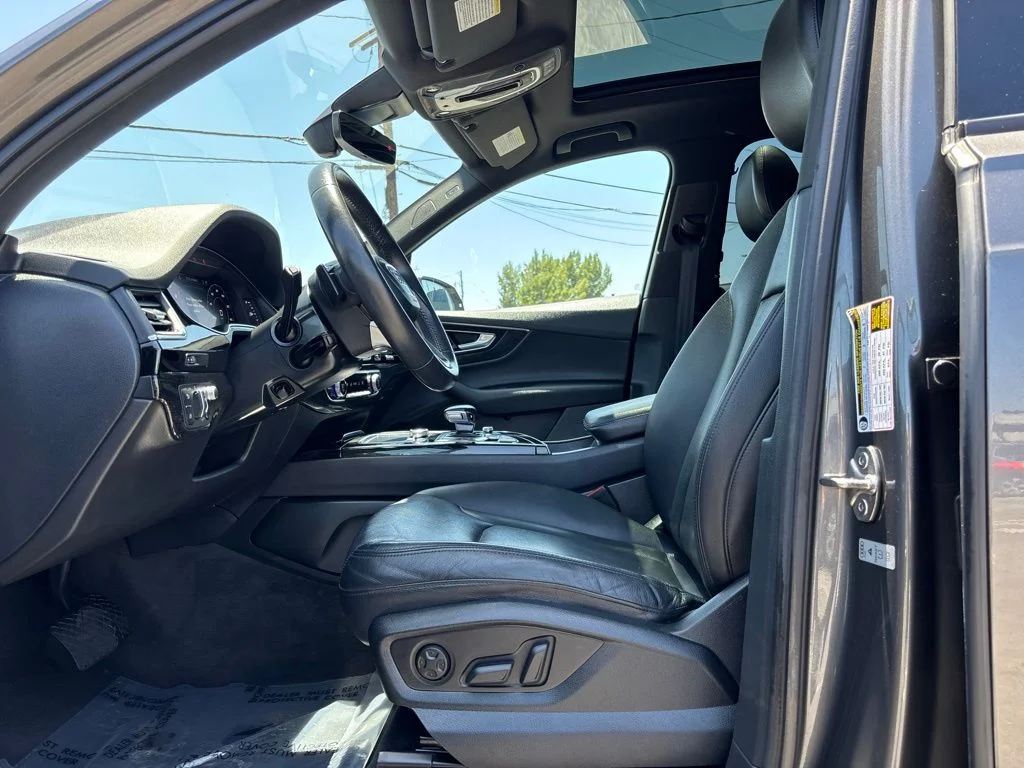Used 2019 Samurai Gray Metallic Audi quattro Prestige 55 TFSI image 8