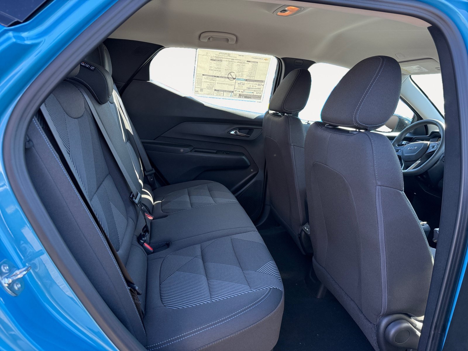 2027 Chevrolet Bolt LT - Photo 18