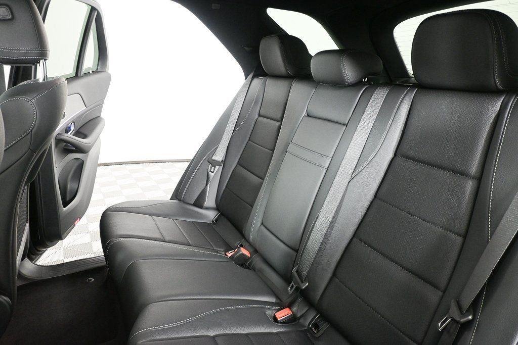 2025 Mercedes-Benz GLE GLE450 - Photo 18