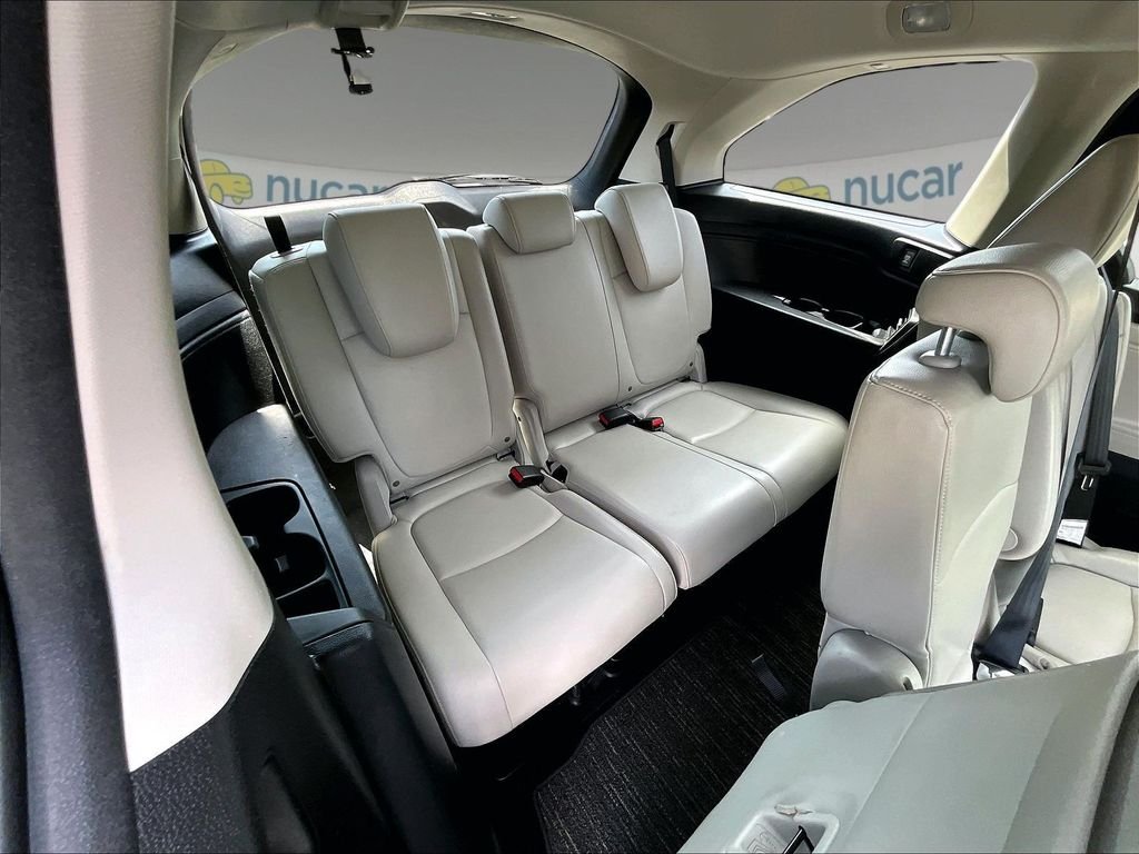 Used 2025 Black Honda EX-L image 17