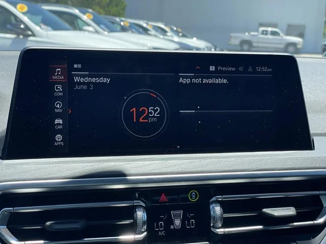 Used 2024 Black BMW xDrive30i image 27