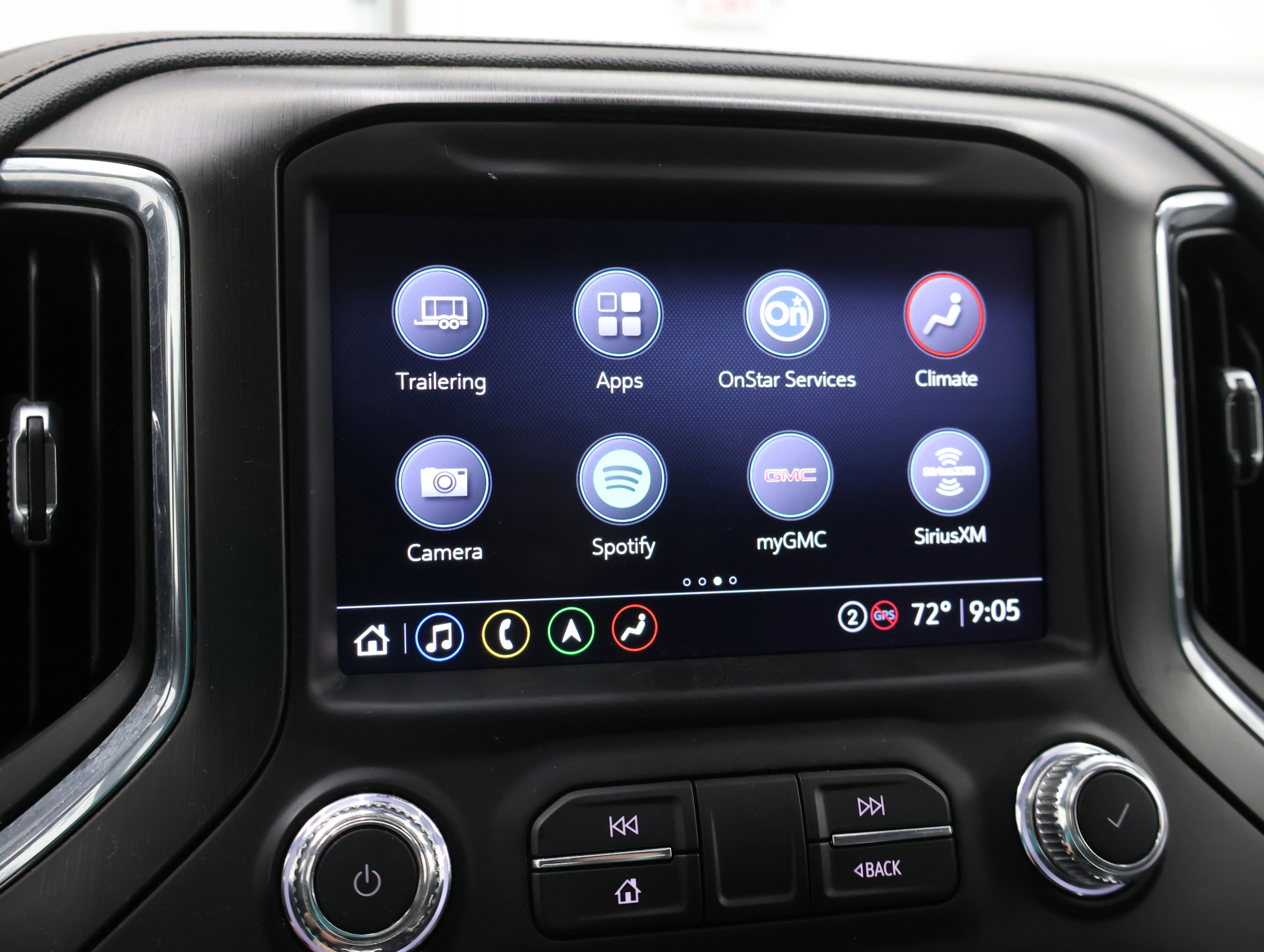 Used 2022 Summit White GMC AT4 image 54