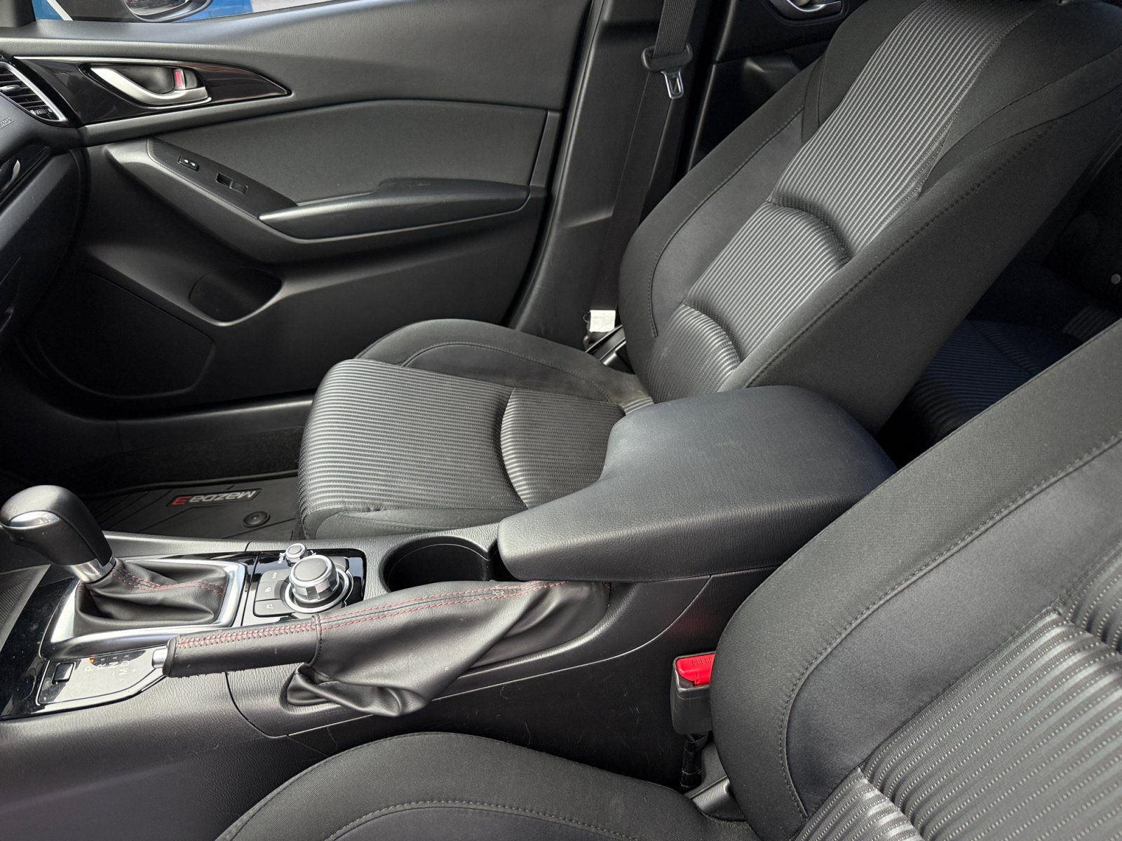 Used 2016 Snowflake White Pearl Mazda i Touring image 14