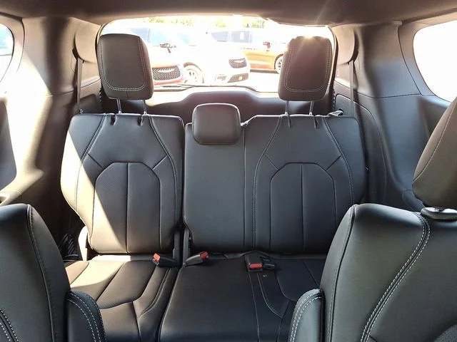 2026 Chrysler Voyager LX - Photo 15