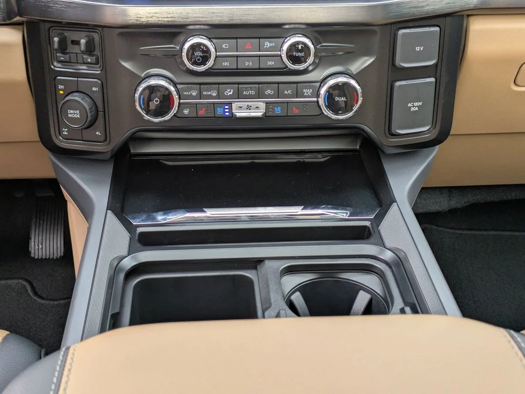 2026 Ford F-250 Super Duty Lariat - Photo 24