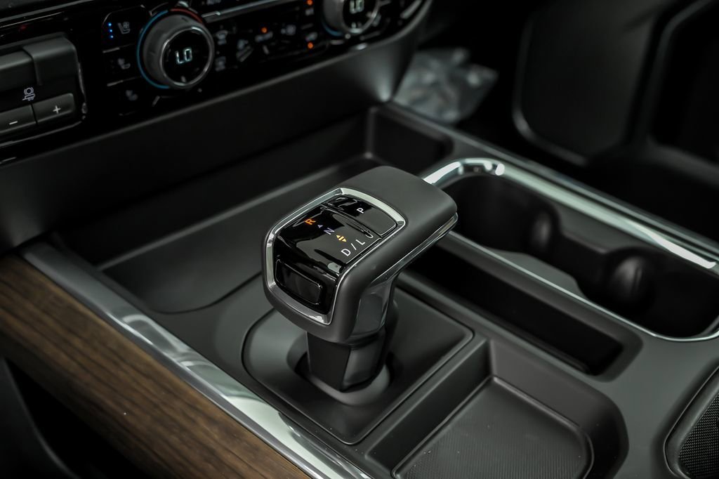 2026 Chevrolet Silverado 1500 High Country - Photo 22