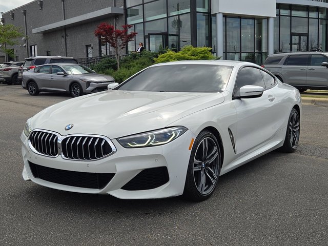 2022 BMW 8 Series 840i