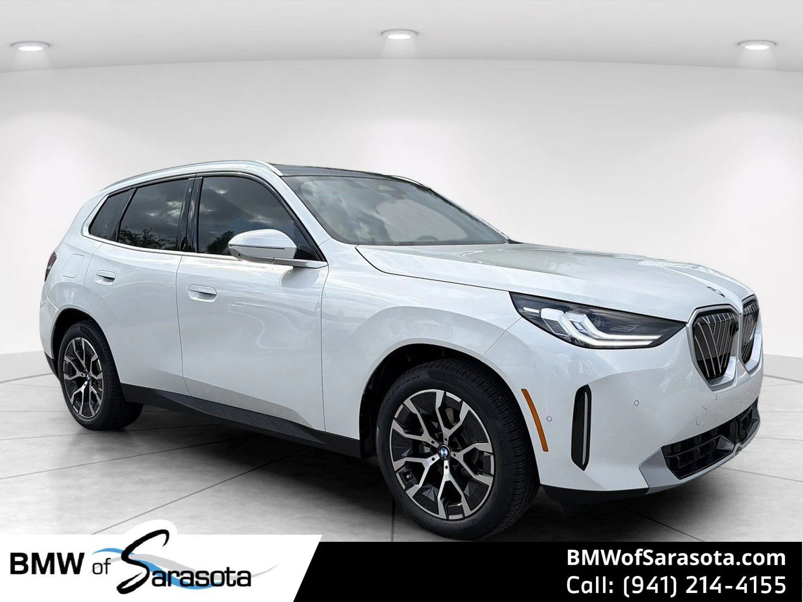 New 2026 Mineral White Metallic BMW 30 xDrive image 1