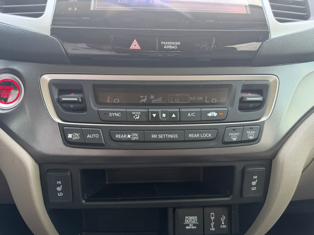 Used 2017 White Diamond Pearl Honda EX-L image 16