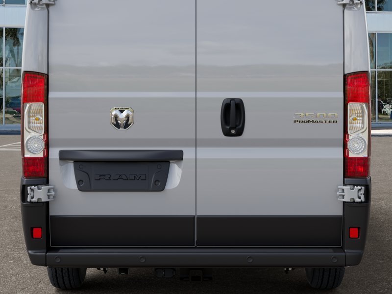 New 2026 Bright White Clearcoat RAM Tradesman image 39