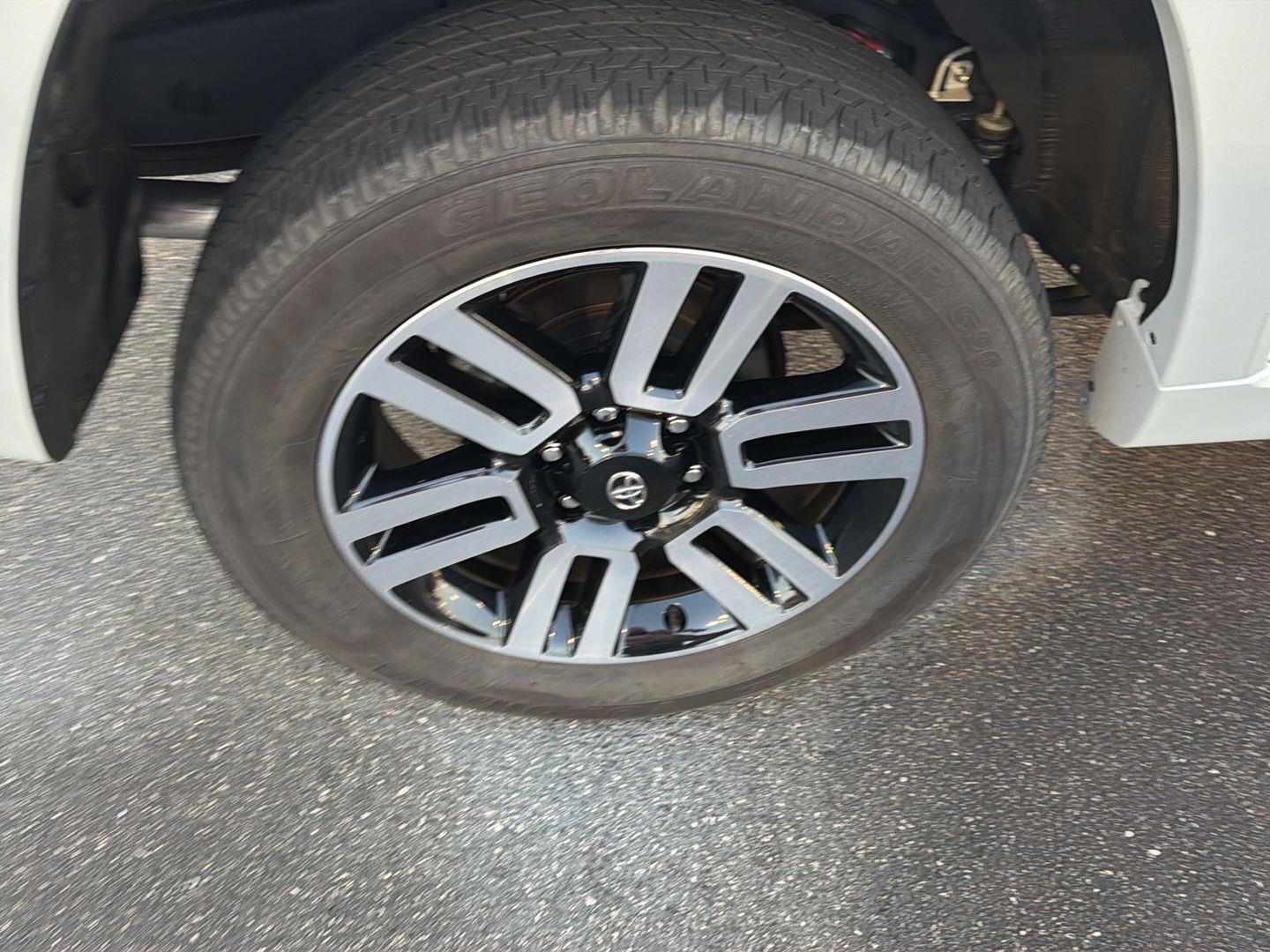 Used 2024 Wind Chill Pearl Toyota Limited image 40