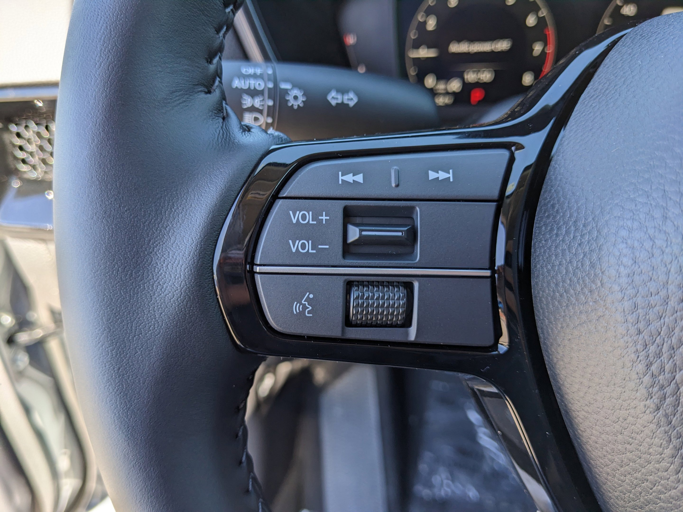 Used 2026 Urban Gray Honda EX-L image 27