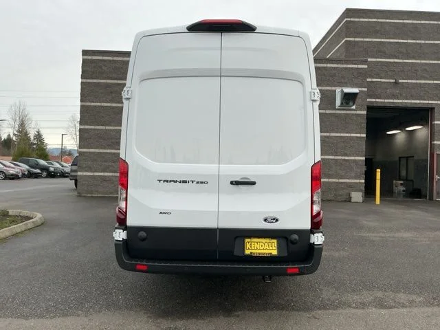 New 2026 Oxford White Ford Base image 5
