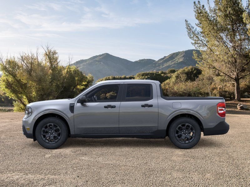 New 2026 Carbonized Gray Metallic Ford XLT image 5