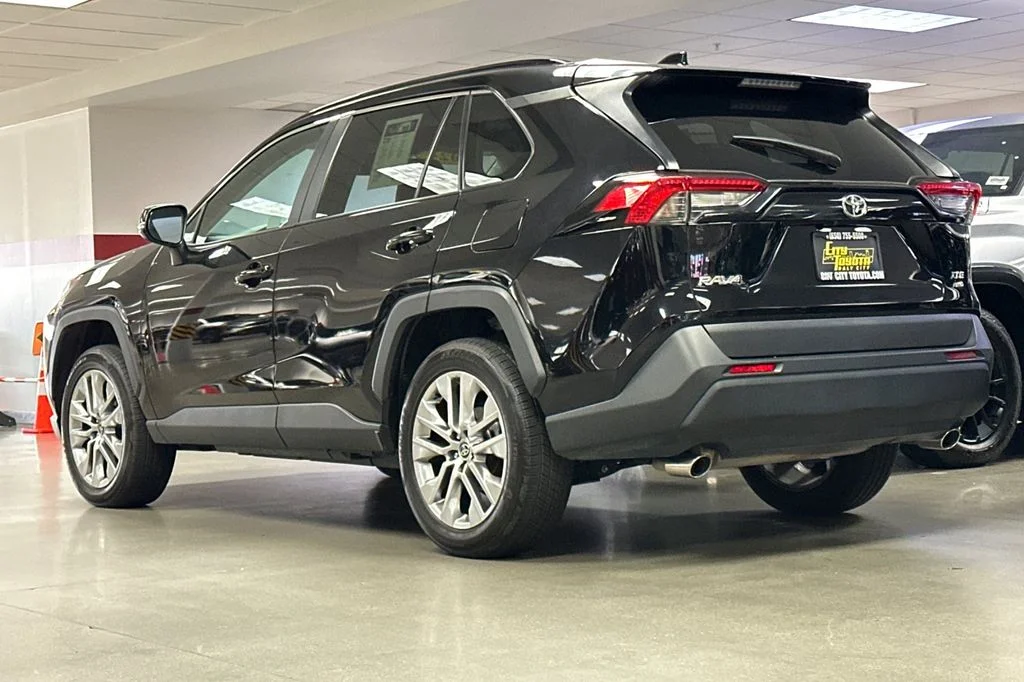 2024 Toyota RAV4 XLE Premium - Photo 6