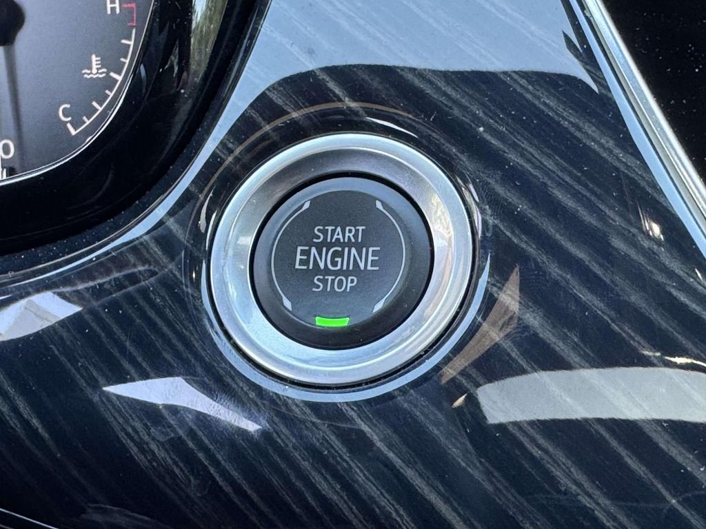 Used 2024 Black Cadillac Premium Luxury image 8