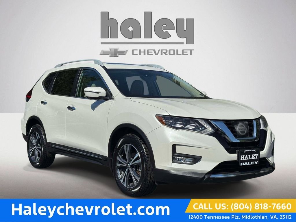 Used 2017 White Nissan SL image 1