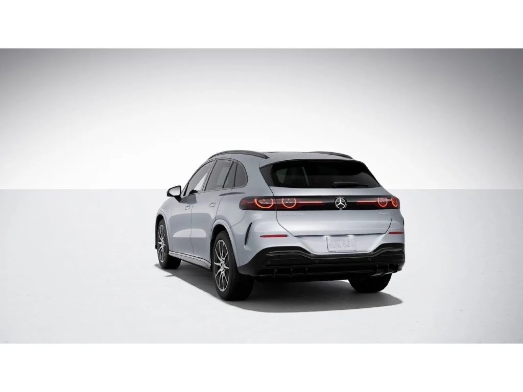 New 2027 Silver Mercedes-Benz GLC 400 image 27