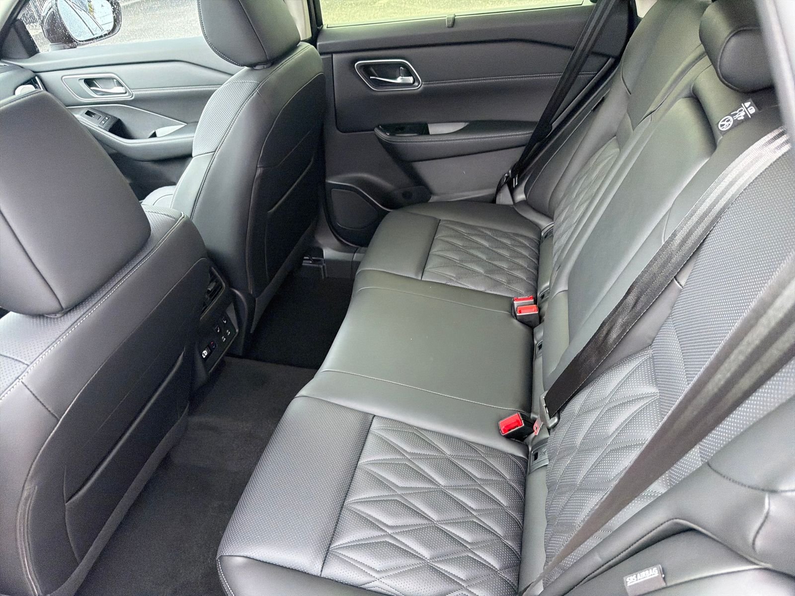 New 2026 Silver Nissan Platinum image 26