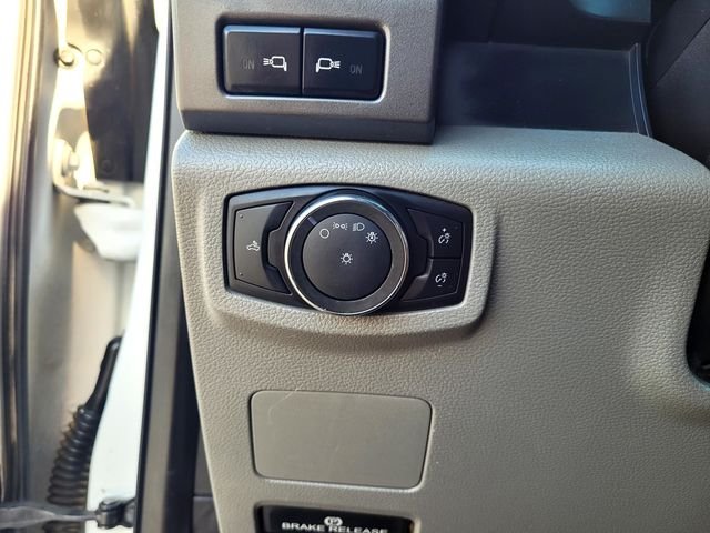 Used 2018 White Ford XLT image 11