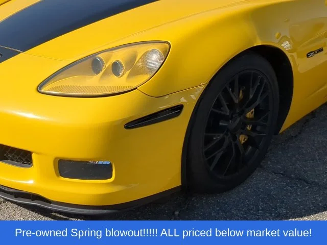 Used 2008 Red Chevrolet Z06 image 7