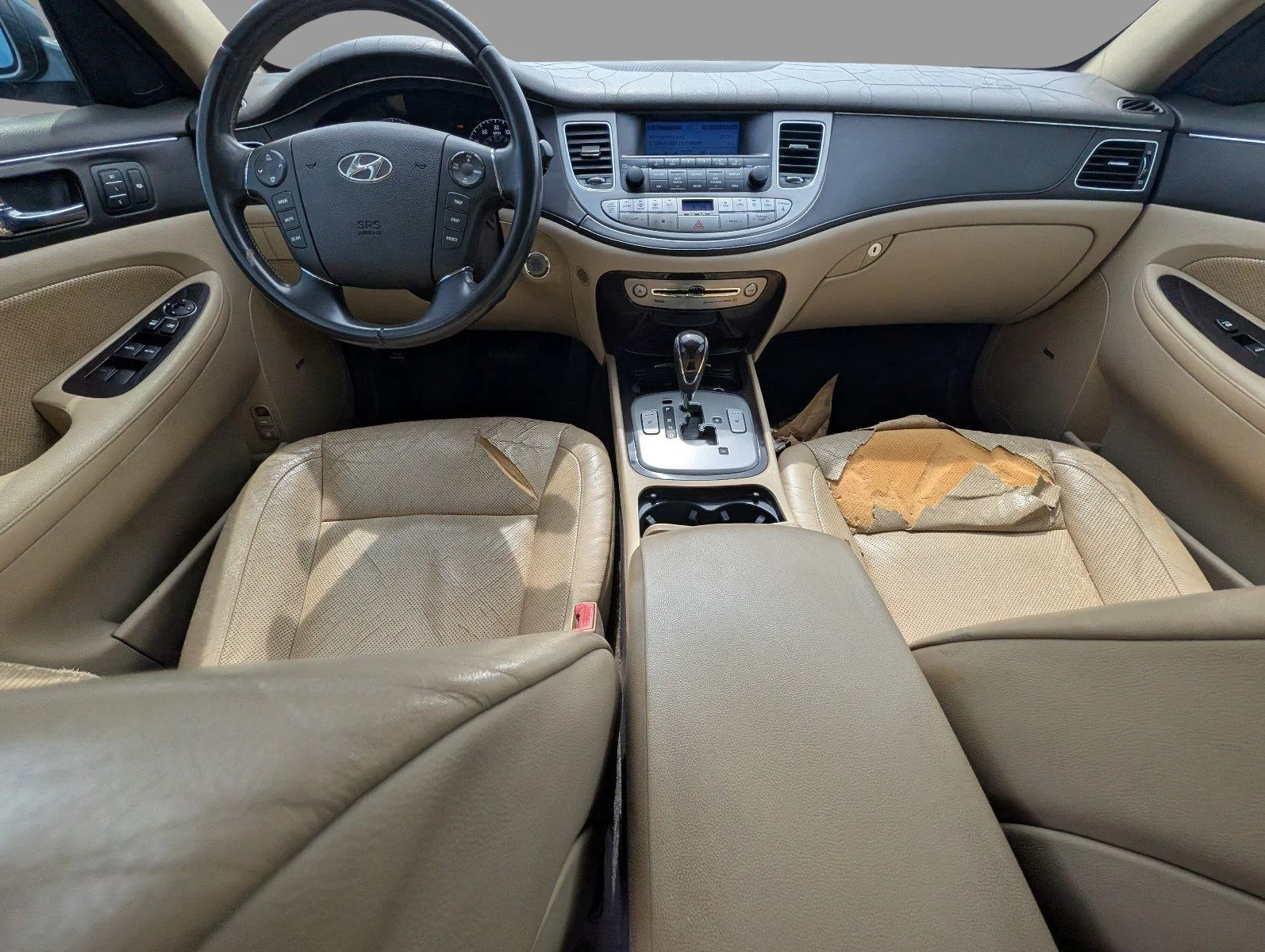 Used 2009 Sterling Blue Metallic Hyundai 3.8L image 27