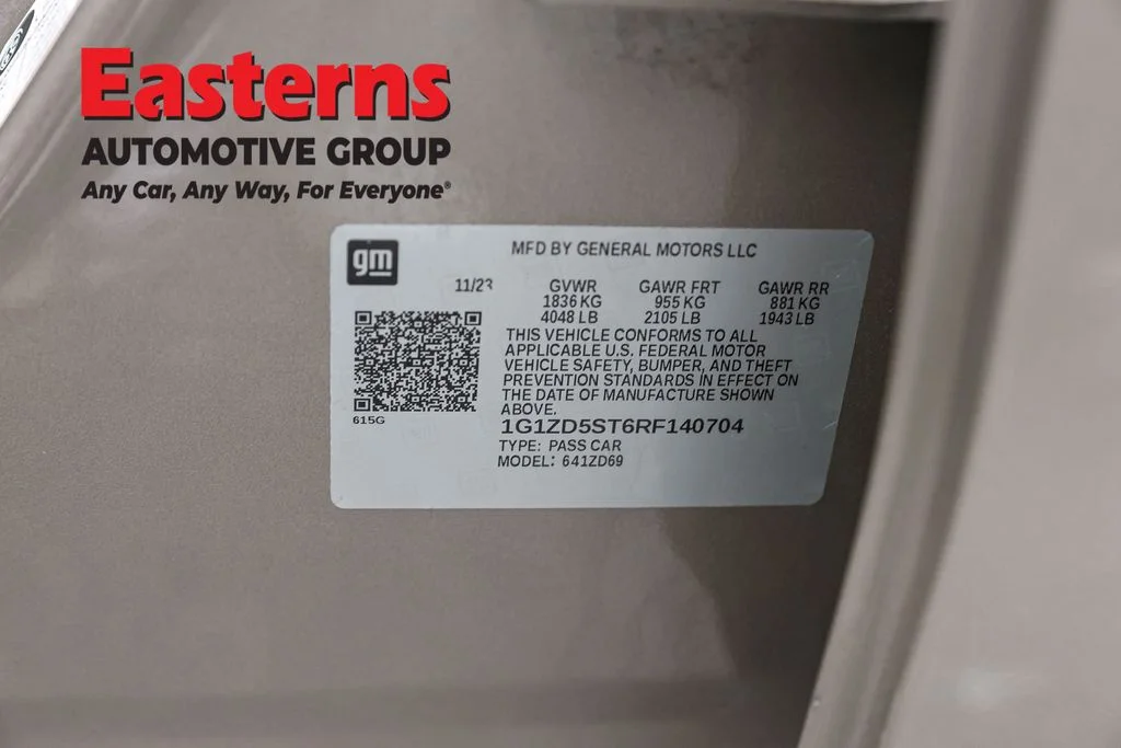 Used 2024 Gray Chevrolet LT image 35