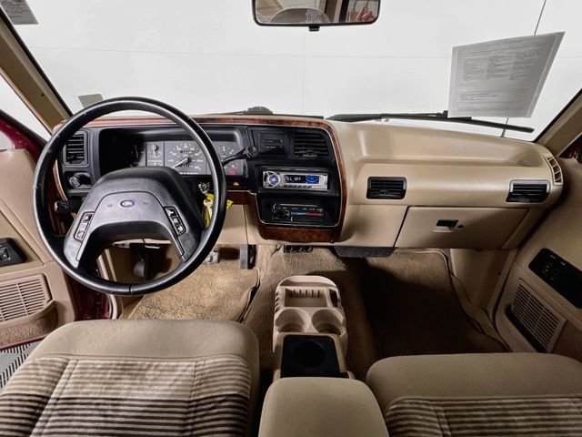 Used 1989 Red Ford  image 19