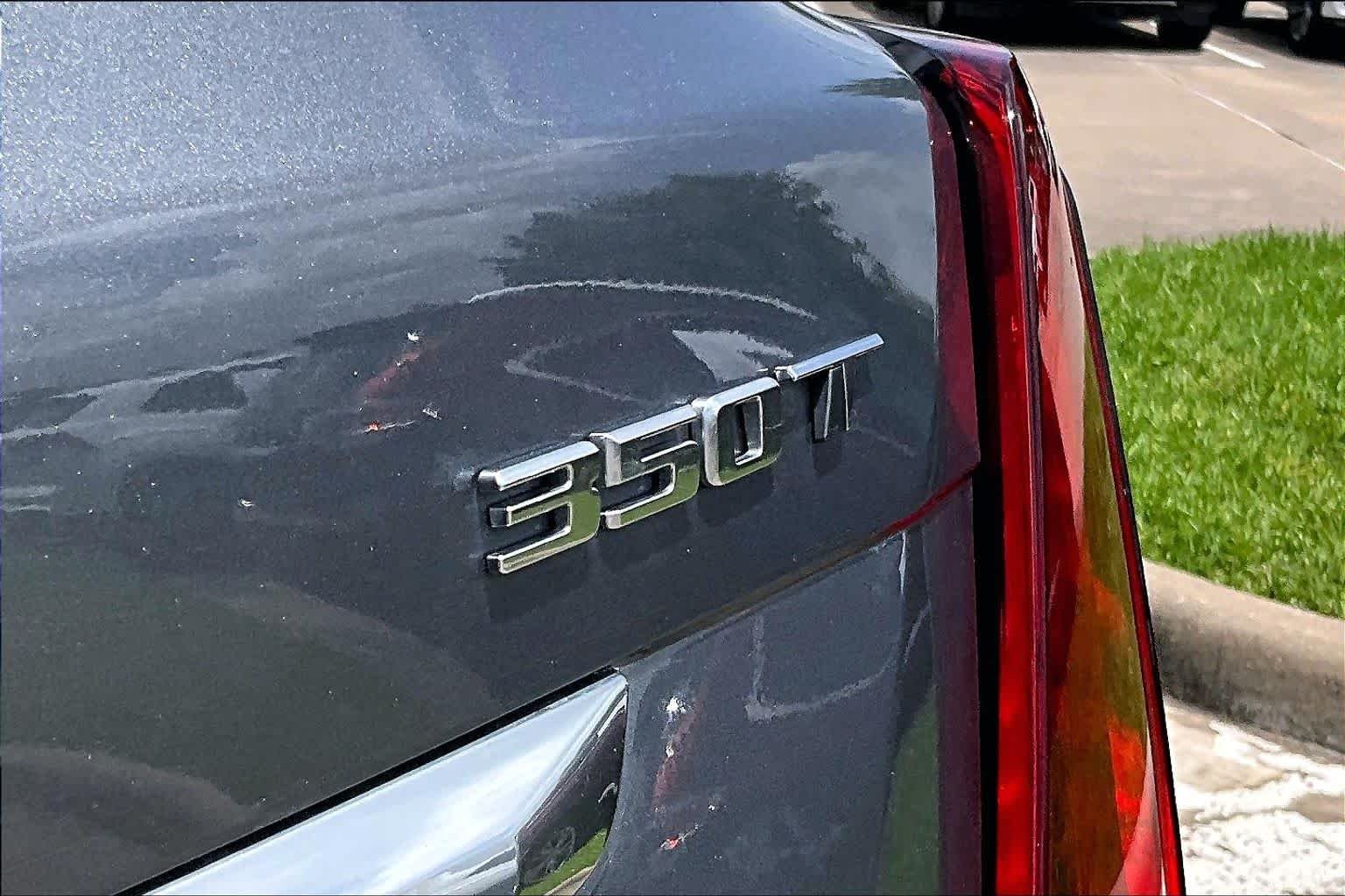 Used 2021 Satin Steel Metallic Cadillac FWD Luxury image 10