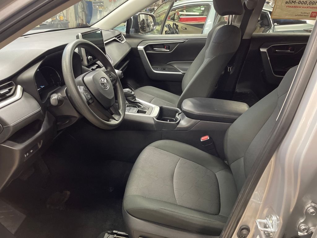 Used 2025 Silver Toyota XLE image 13