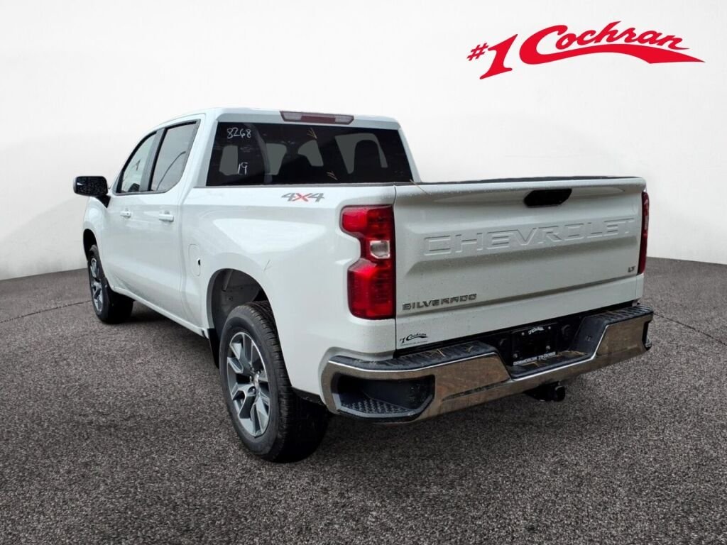 New 2026 Summit White Chevrolet LT image 4