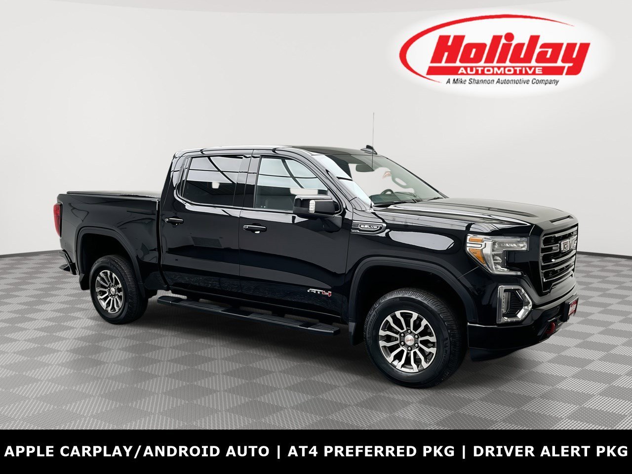 2020 GMC Sierra 4WD Crew Cab Short Box AT4's photo