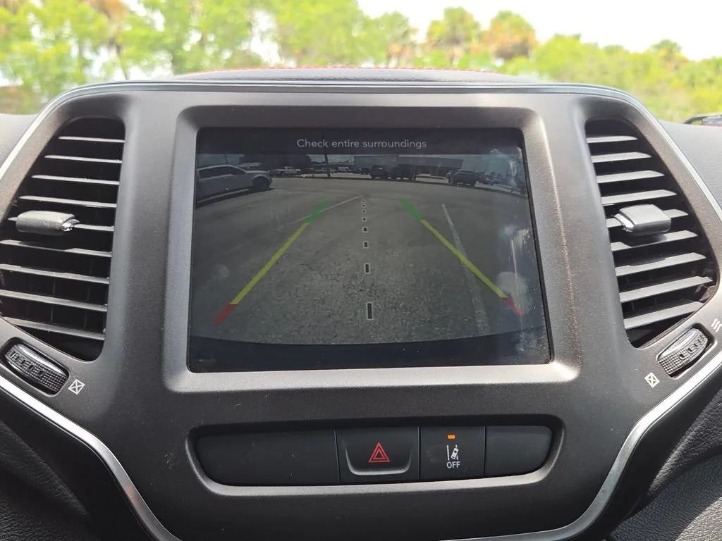 Used 2022 Granite Crystal Metallic Clearcoat Jeep Trailhawk image 36
