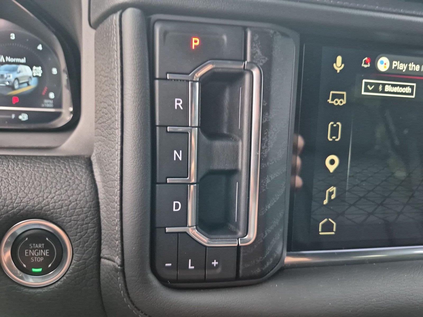 Used 2024 Onyx Black GMC Denali image 25