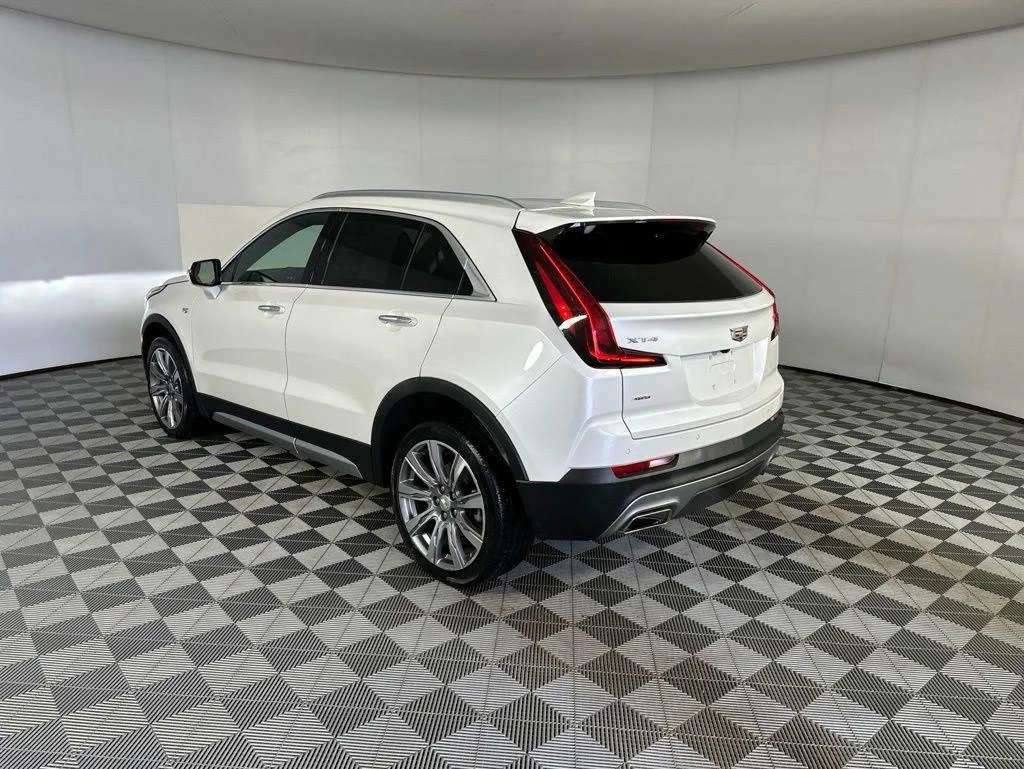 Used 2023 Crystal White Tricoat Cadillac AWD Premium Luxury image 5