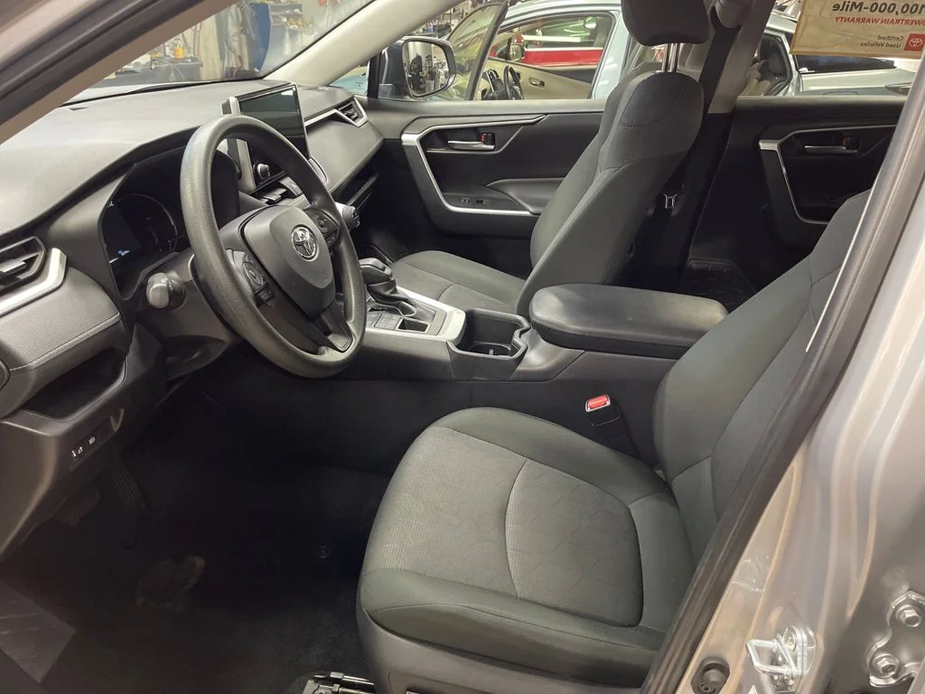 Used 2025 Silver Toyota XLE image 13