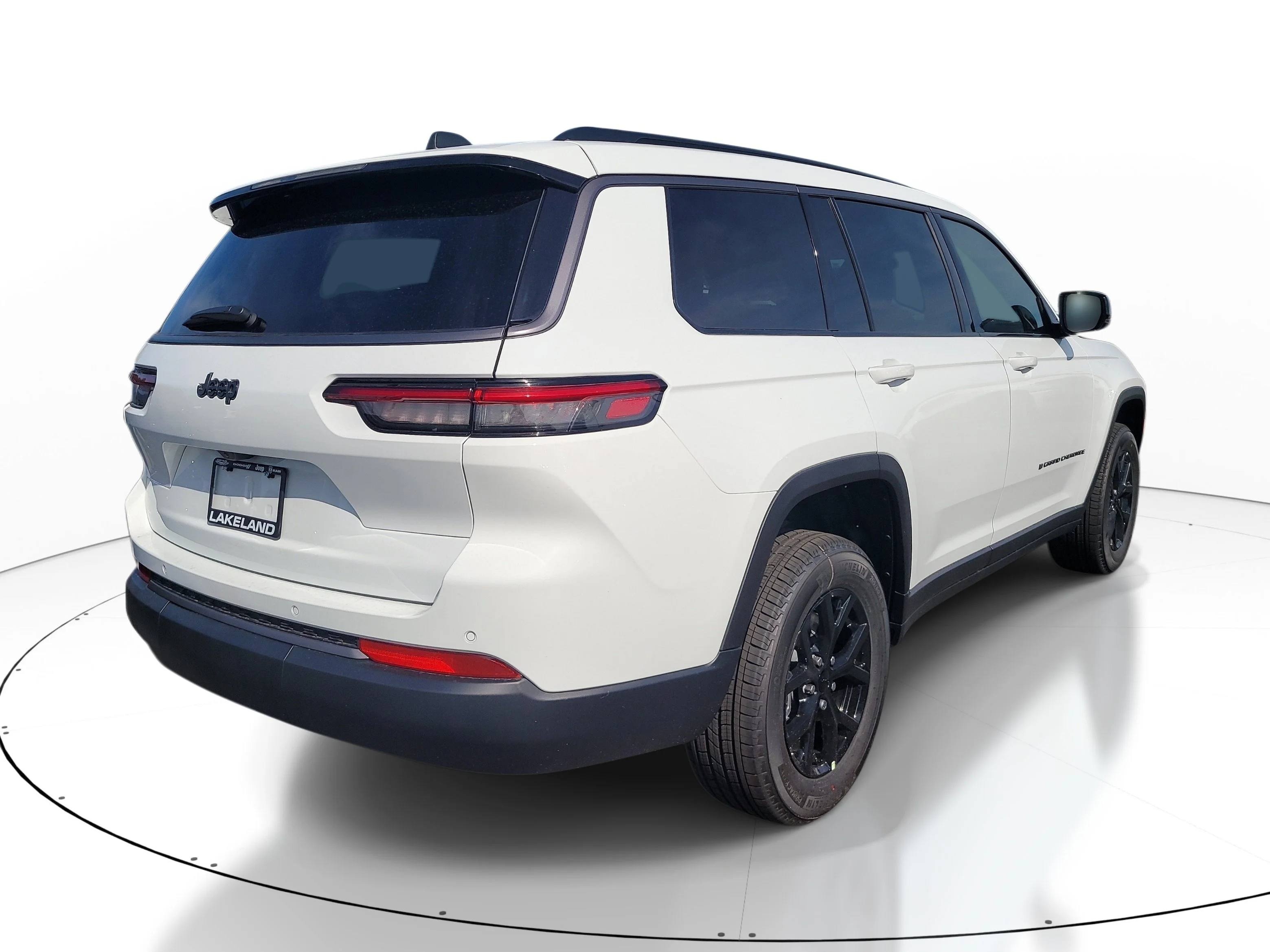New 2026 Bright White Clearcoat Jeep Laredo Altitude image 6