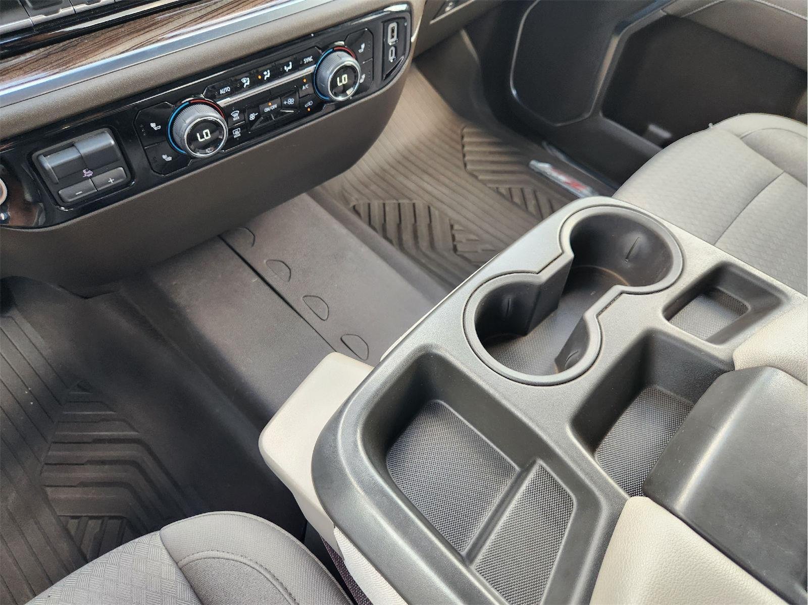 2024 Chevrolet Silverado 1500 photo 19 of 33